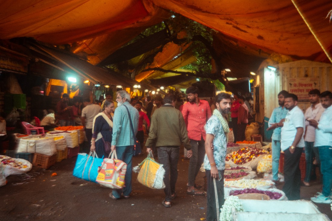 A photograph made on a photowalk in Pune