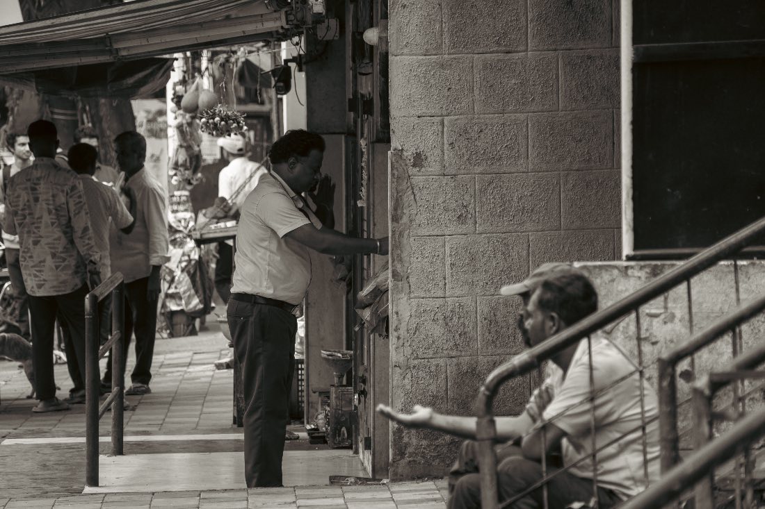 A photograph made on a photowalk in Pune