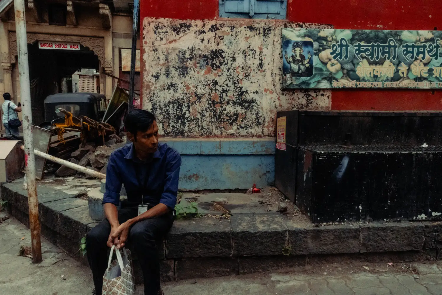 A photograph made on a photowalk in Pune